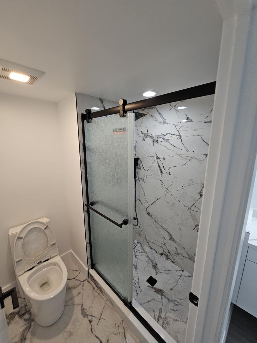 Walk-in shower Hawthorn Woods IL