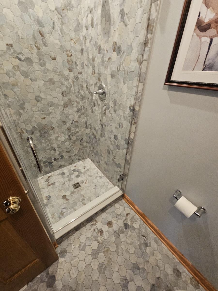 Shower tile detail Schaumburg IL — precision tile installation with minimal grout lines